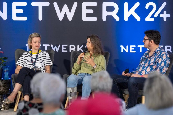 KKNK-gesprek: Moenie dat KI jou teddiebeer word
